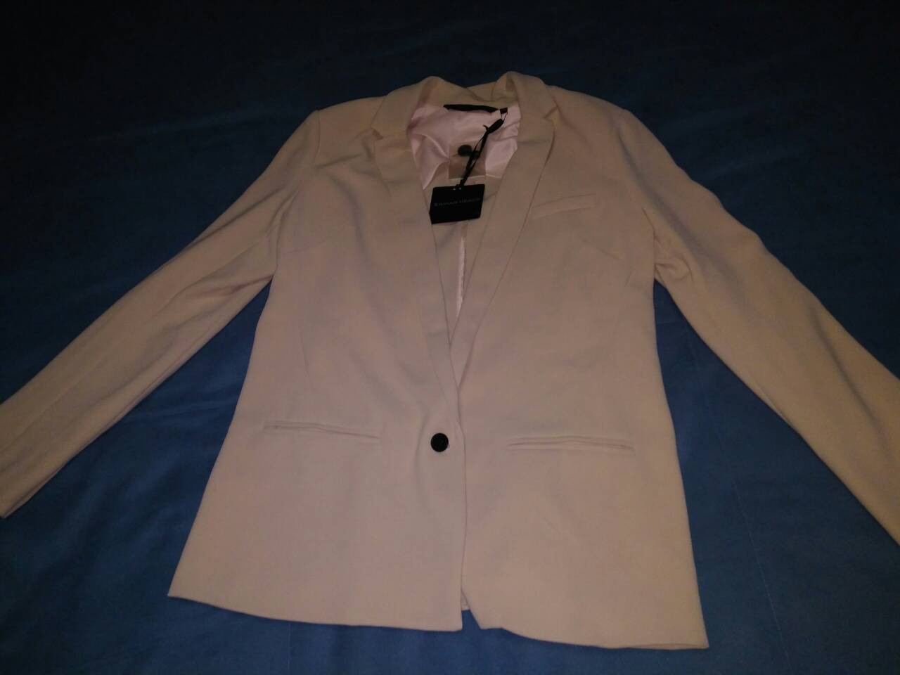  ( )    SILVIAN HEACH  2685 .    M