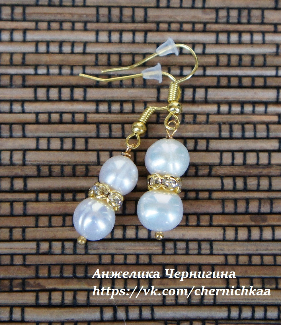 Серьги. Речной жемчуг 10 мм. 300 руб.