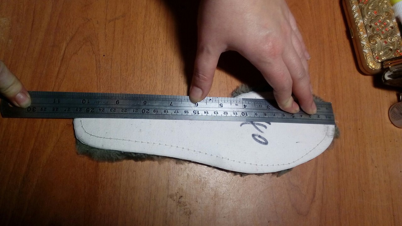 LQtzABb9E-w.jpg