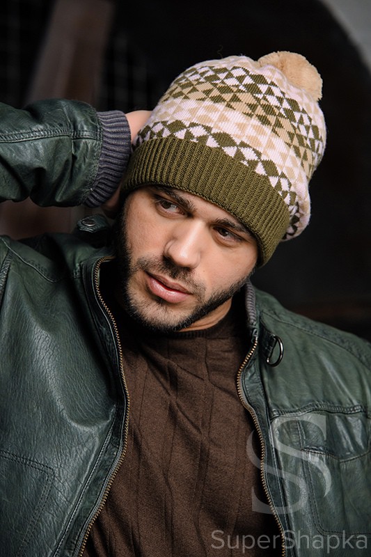 Rombus  (75 , 11 .) 495 .   396 .