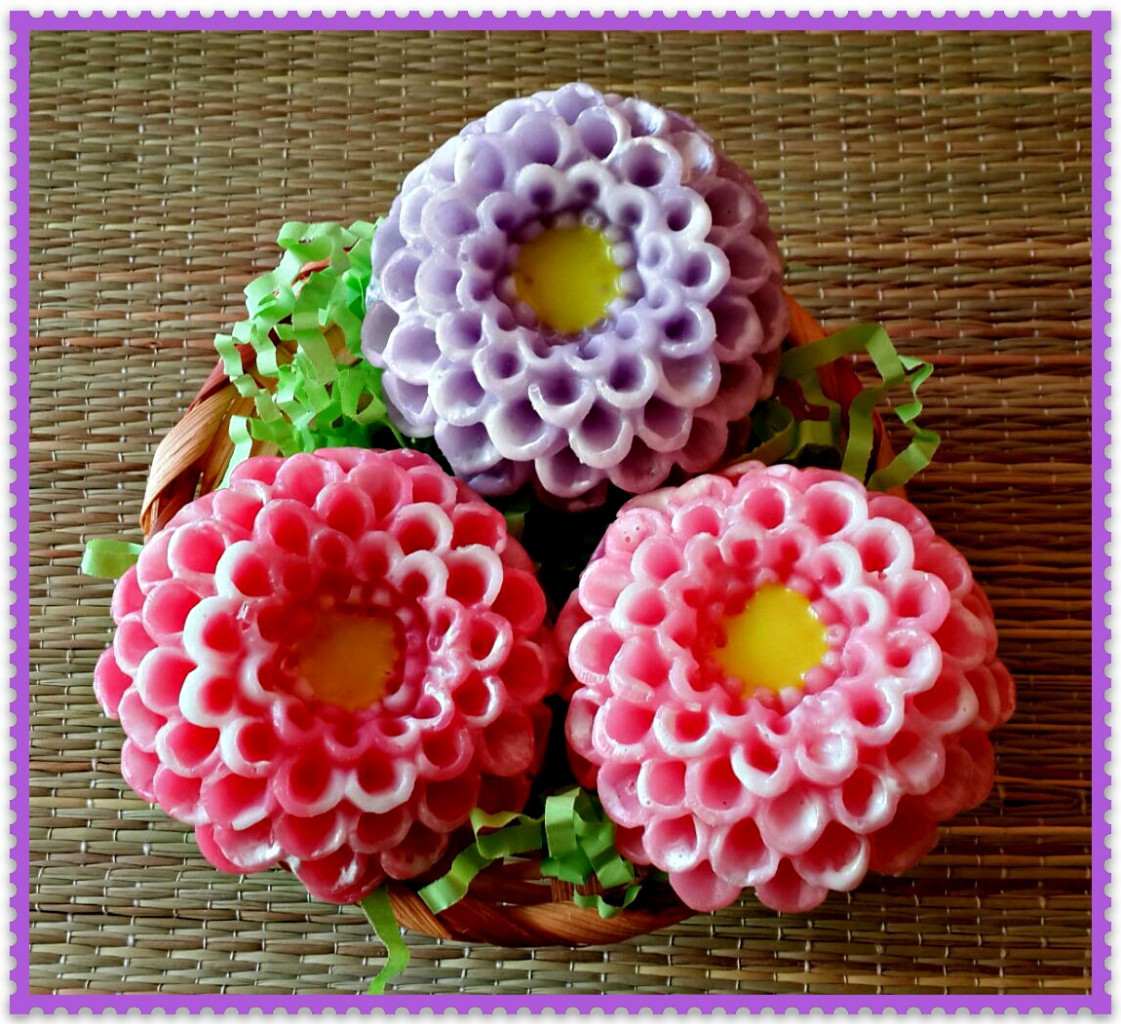 3 георгина в корзинке, 270 руб