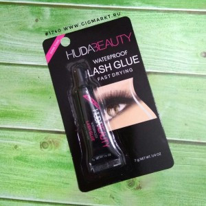 Huda Beauty waterproof Lash glue     