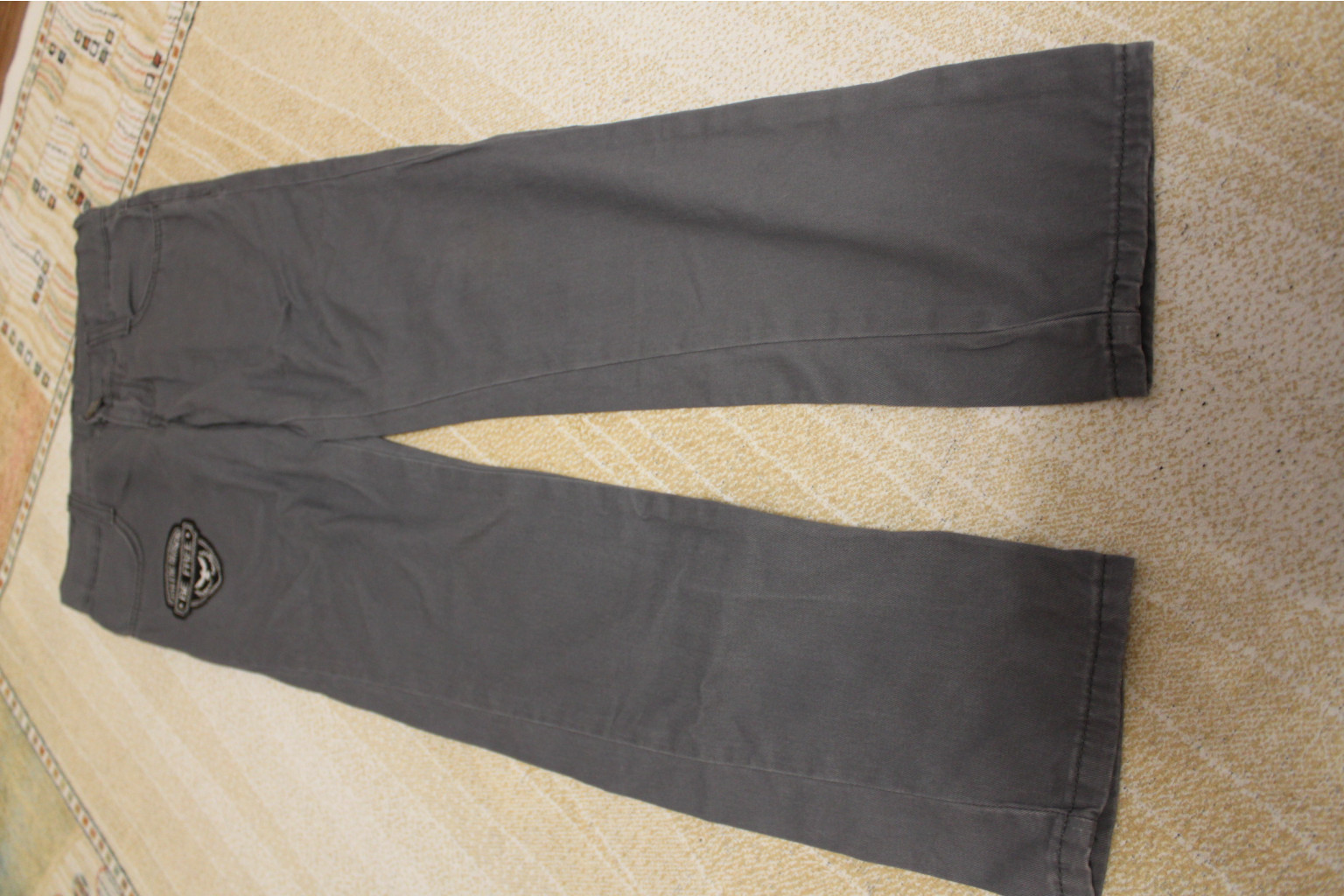 JEE JAY 128-134.  200 .