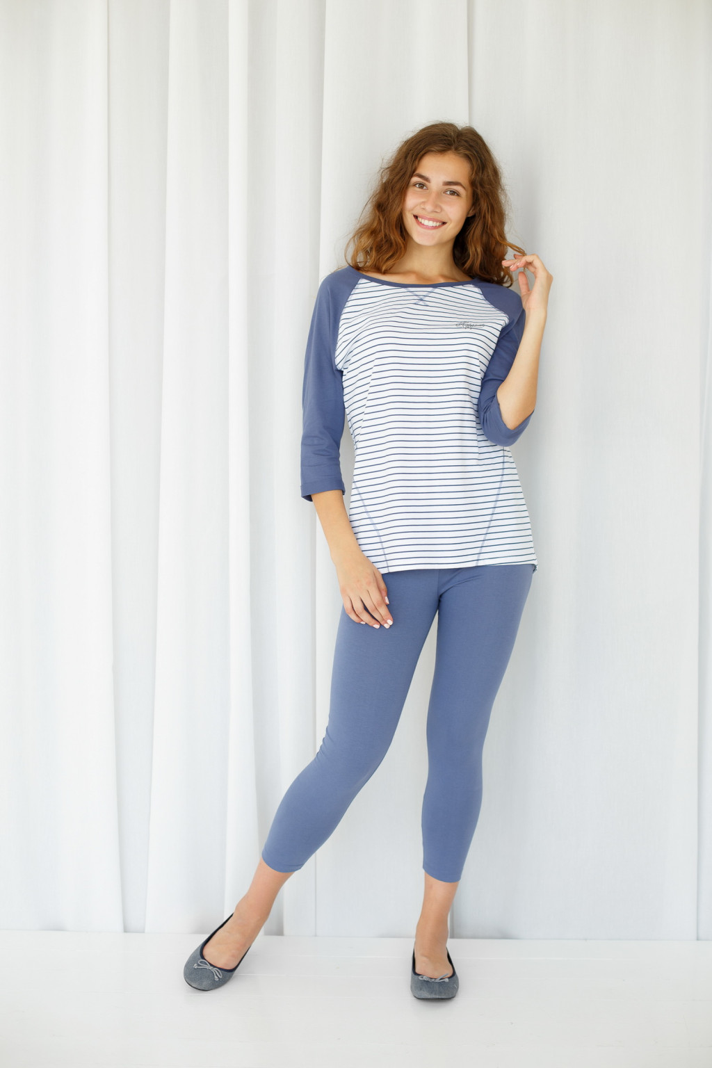 E 2187 sin poloska+noch.jpg