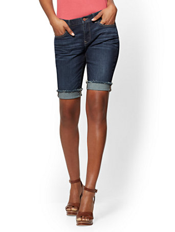 1200  SOHO JEANS - BOWERY BOYFRIEND 11 INCH BERMUDA - DEEP END BLUE