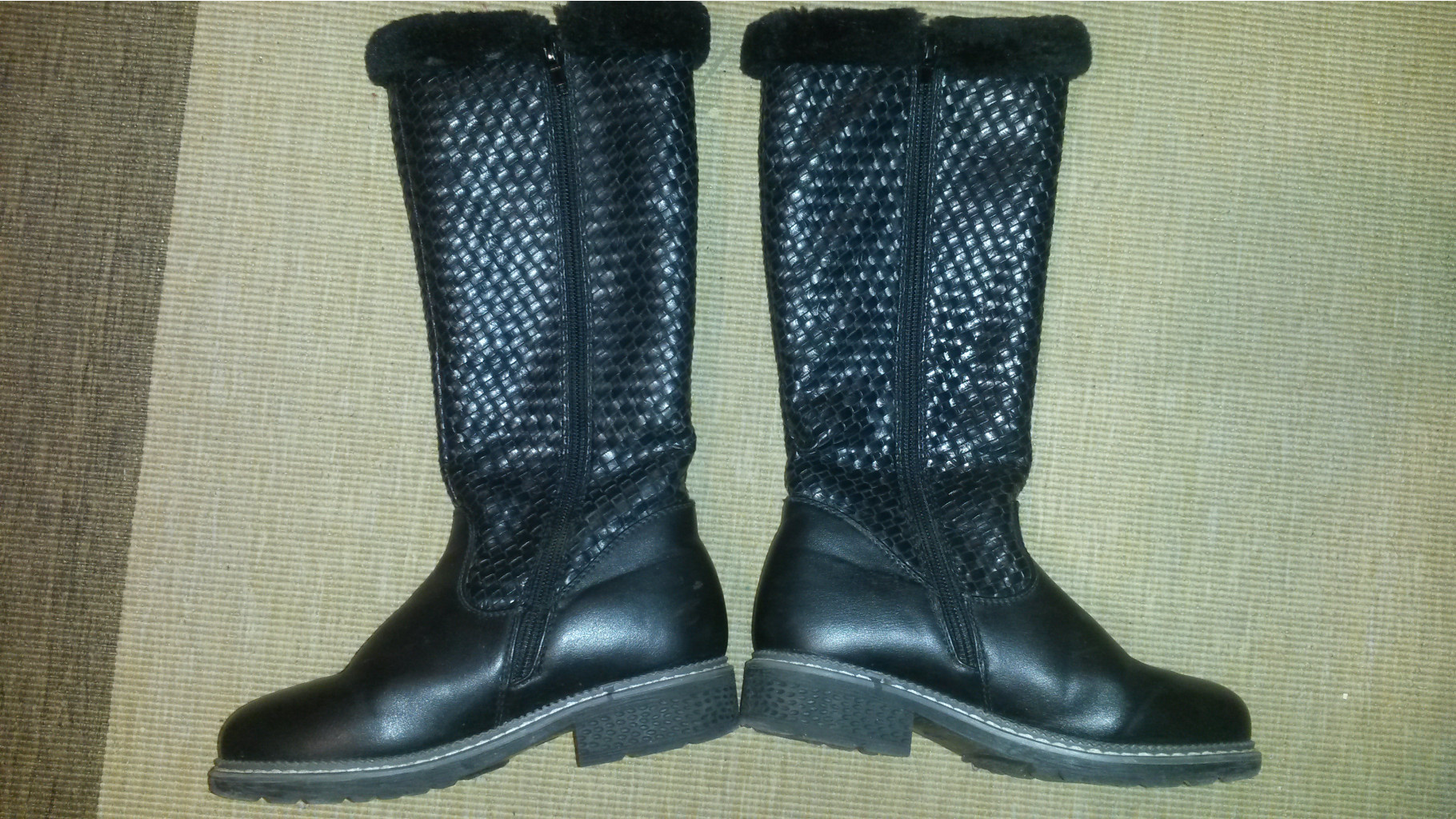 Сапожки черные, 20см. 500руб.