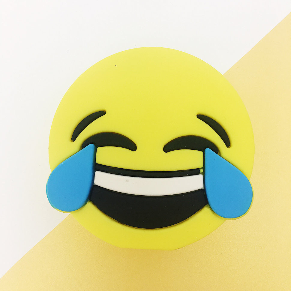    Power Bank Emoji yellow 690 .jpg