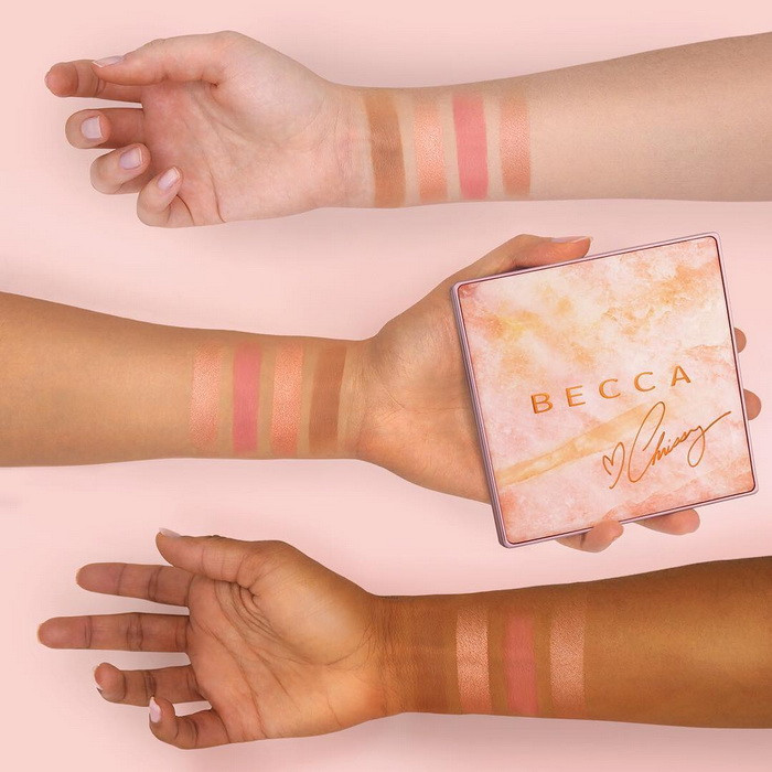 Becca-Summer-2017-Chrissy-Teigen-Glow-Face-Palette-Swatches.jpg