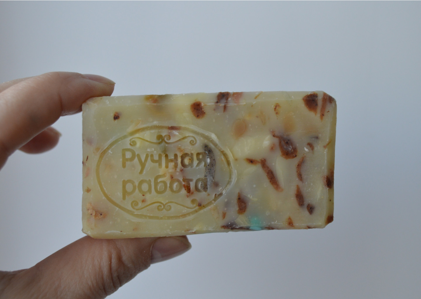 пестрое на оливковом, кокосовом и пальмовом маслах