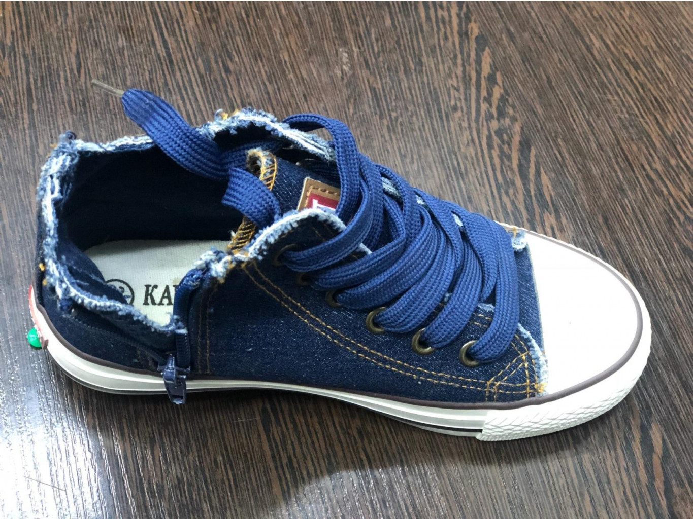 к пред.фото