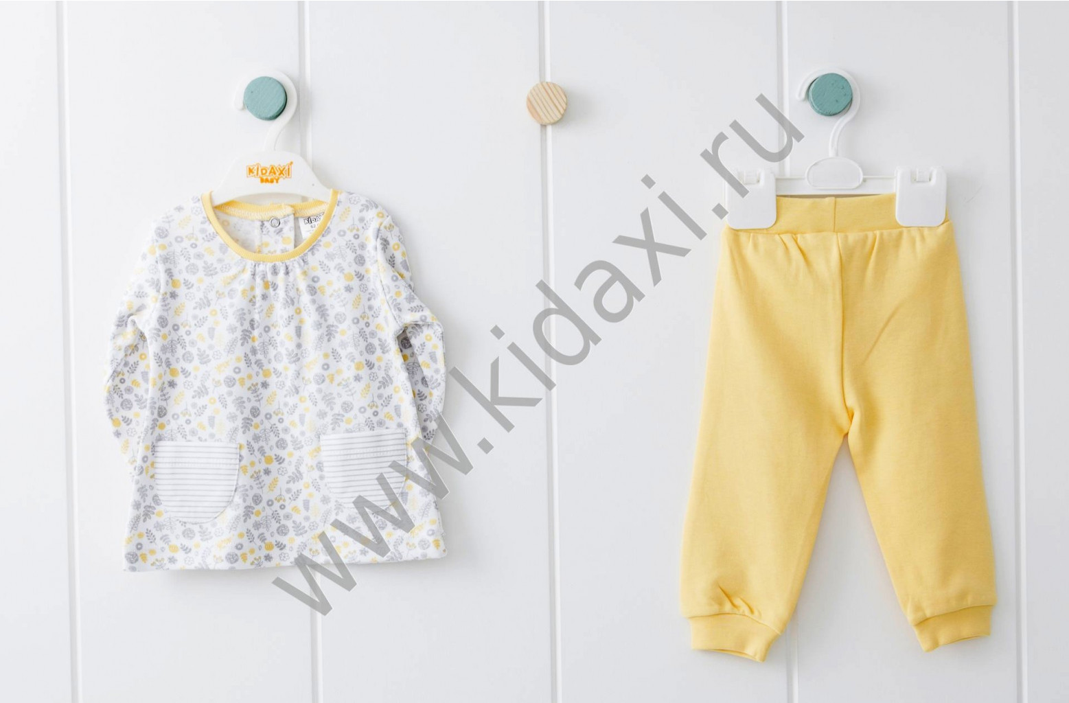 Комплект для девочек, 81143 sari, 62,68,74,80, 400руб.jpg