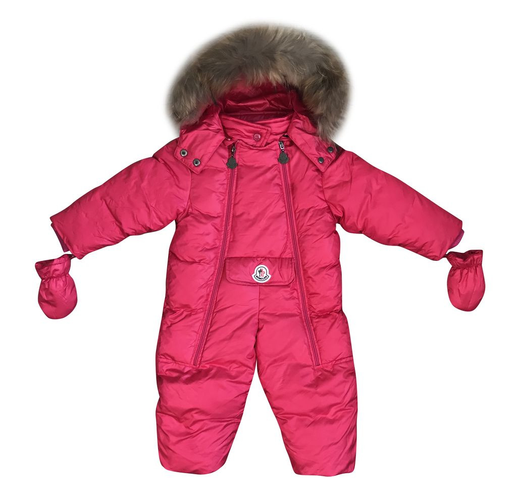 М.1705 Комбинезон слитный Moncler малиновый 3100 руб. по акции 2100р