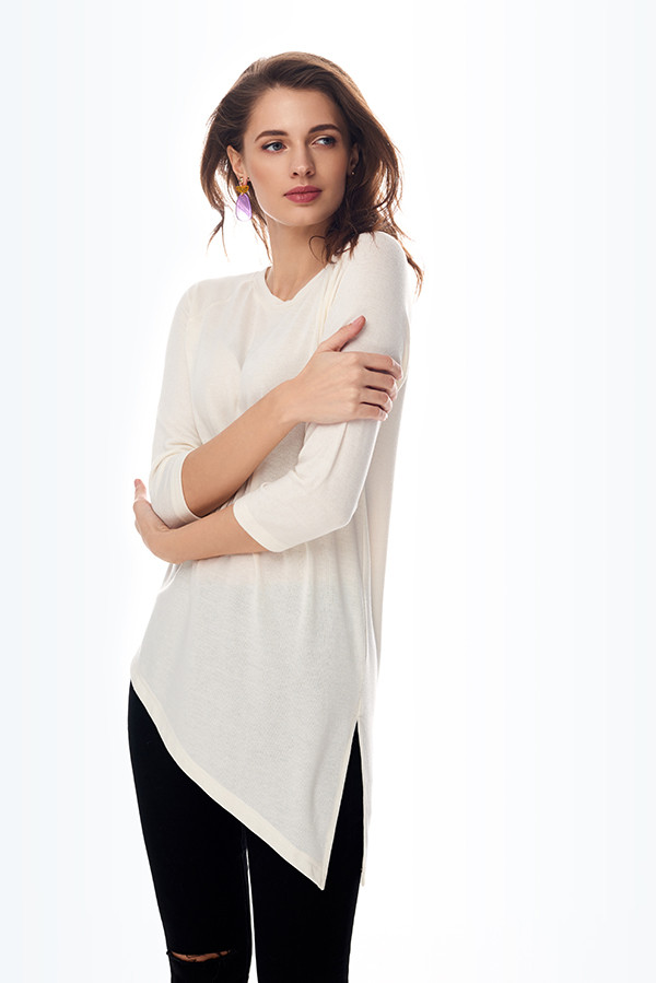 Ch224i4ara off white .jpg