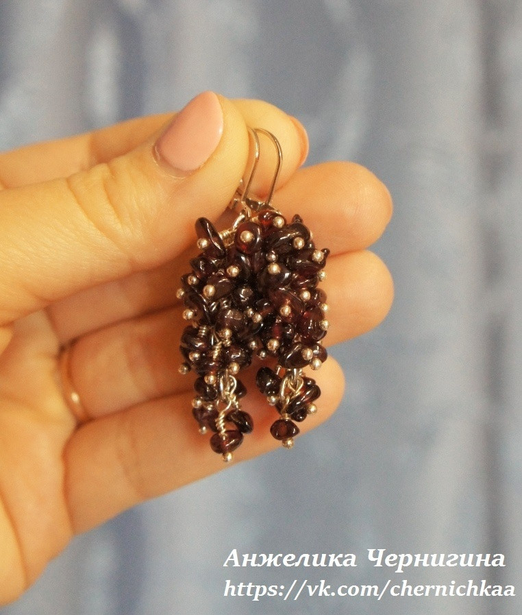 Серьги-гроздья из гранатной крошки
