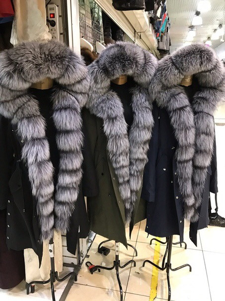 Парка с мехом чернобурки 103см синий,черный,хаки  цена 15000