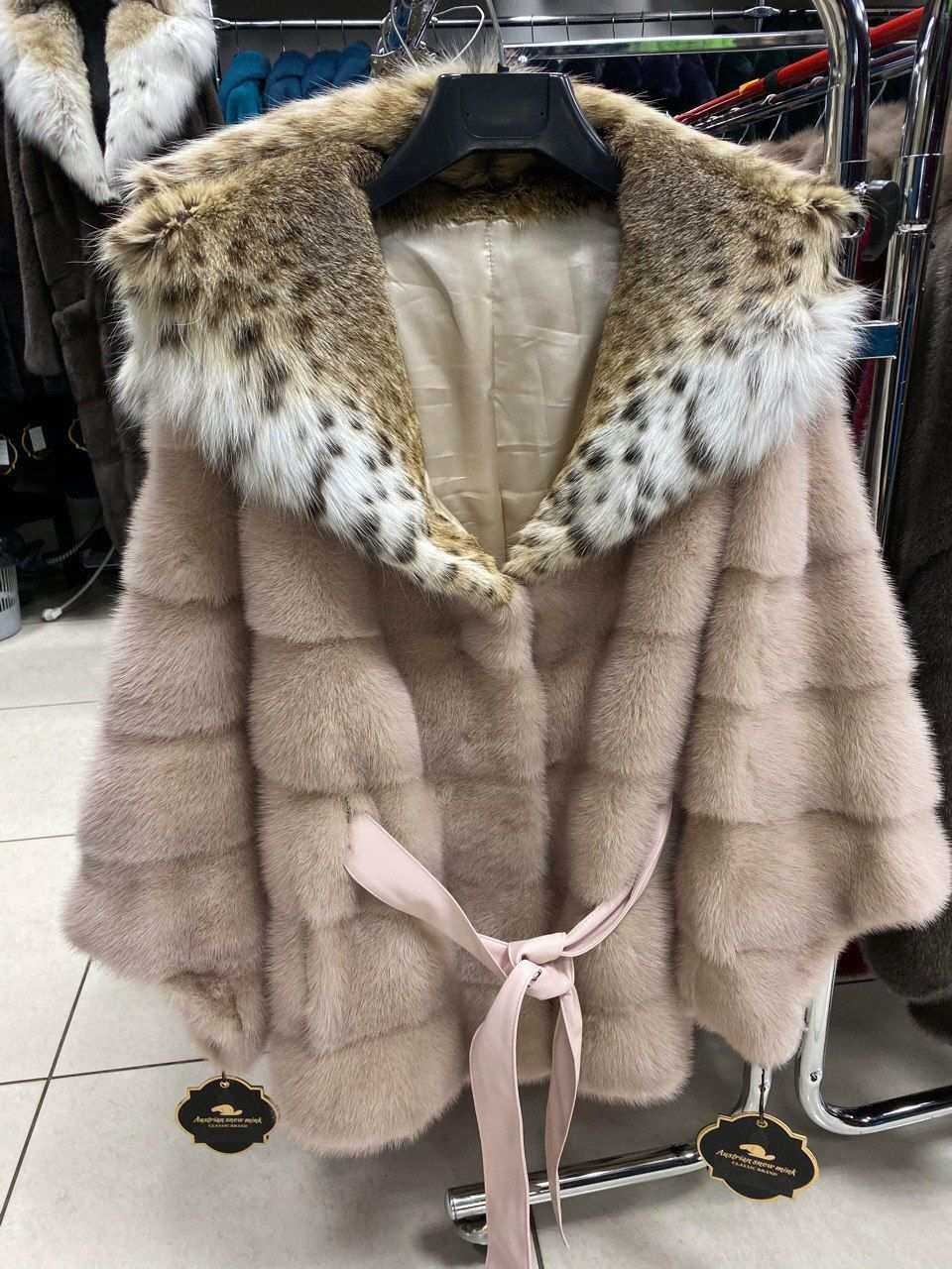 шубка из норки с рысью , летучая мышь р-ры 42-56