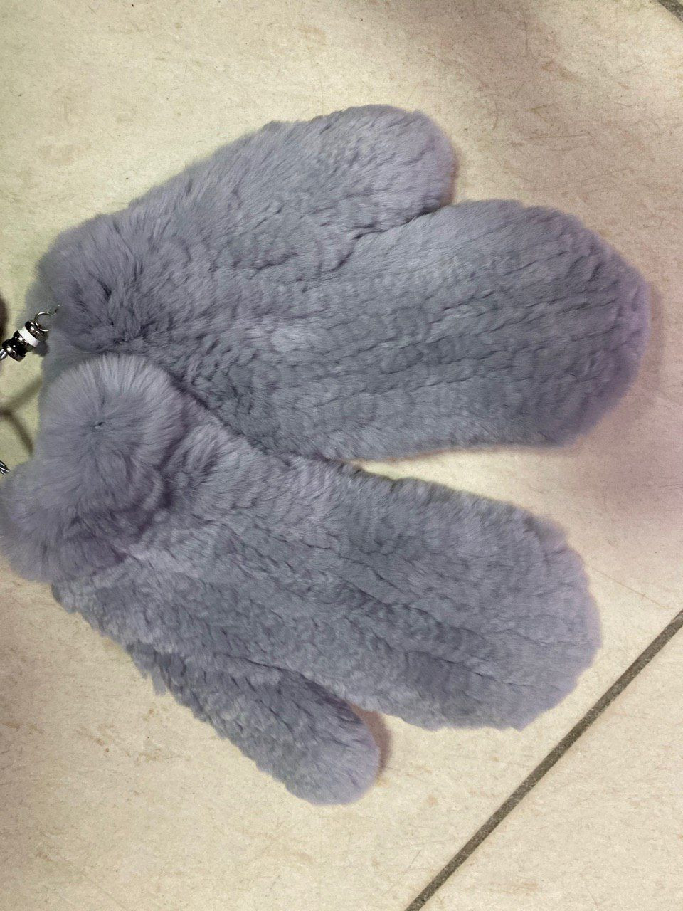 варежки их кролика рекса 2500