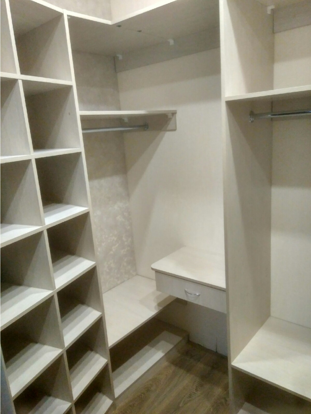 1BHg1EuBMG4.jpg