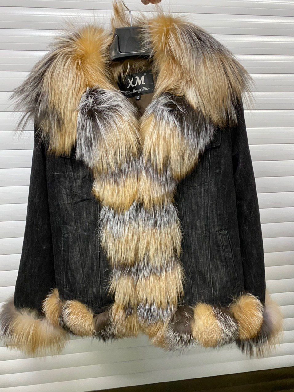 Джинсовая куртка  с мехом  РАСПРОДАЖА!!!  8000р
