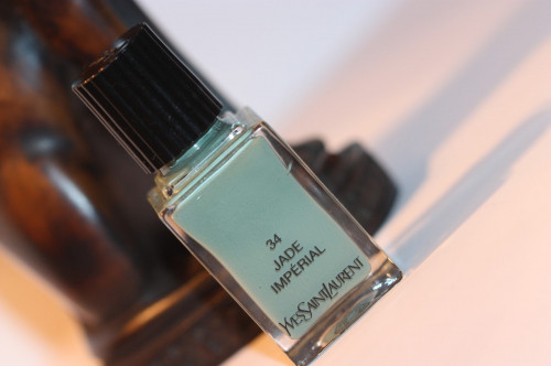 YVES SAINT LAURENT     La Laque Couture, 10 . No34 ()  399 .