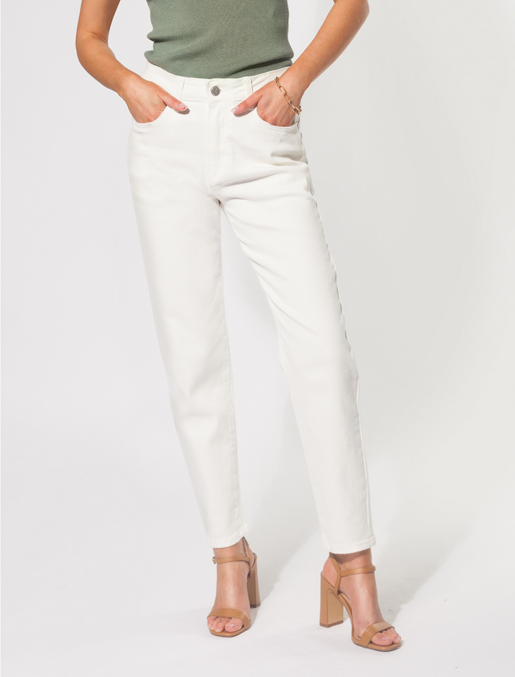 50, 522, 543, 582  2702.jpeg