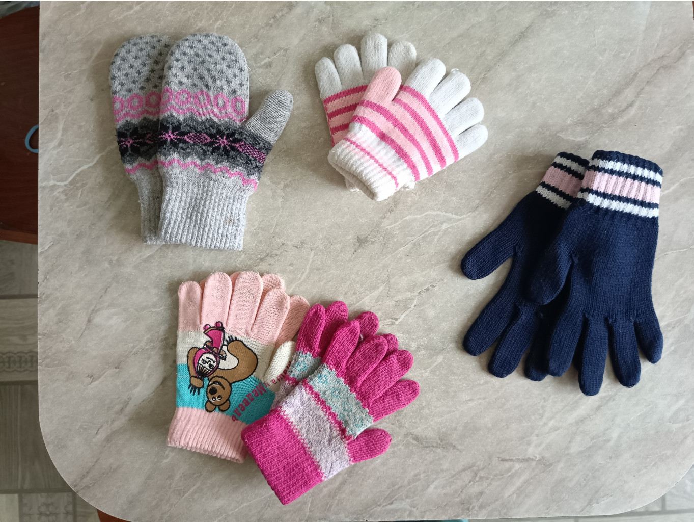 Варежки , перчатки