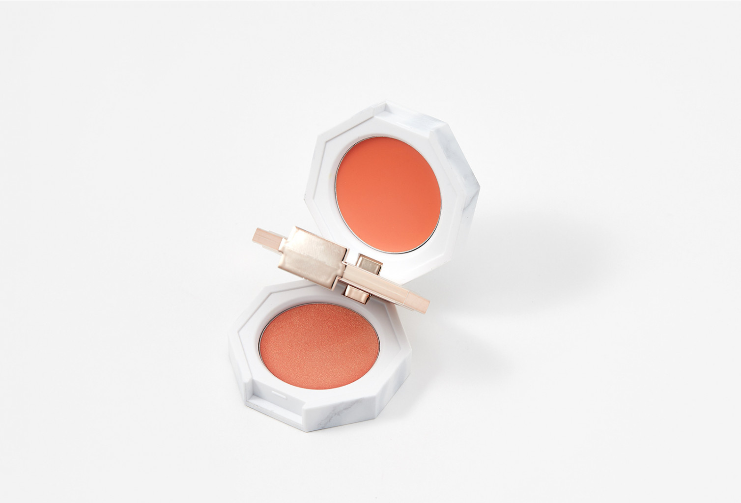 Dear Dahlia Двойная палетка для макияжа Тон PEACH CHAMPAGNE, 4 гр. Без коробки Цена 699 р.