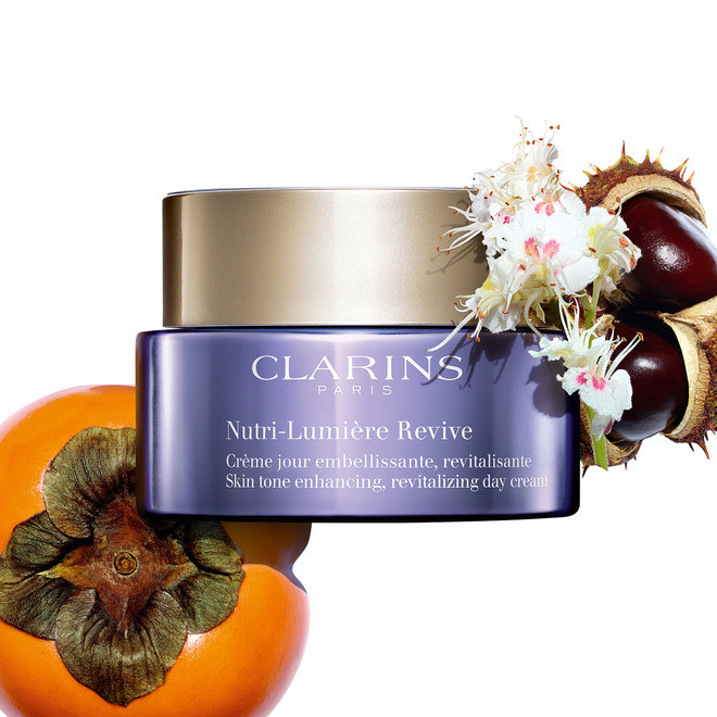 Clarins Nutri-Lumiere Revive Питательный антивозрастной дневной крем, корректирующий желтоватый тон кожи, 50 мл. Тестер в коробке Цена 5999 р.