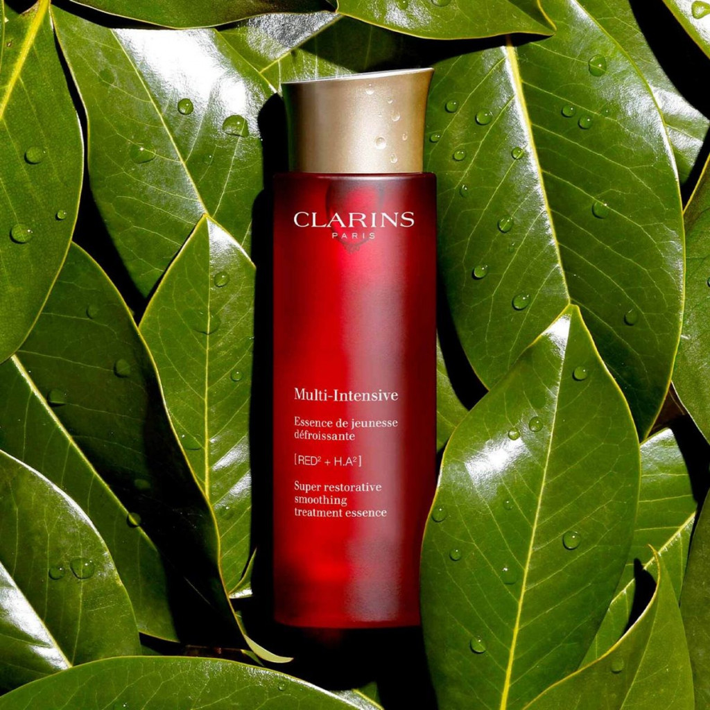 Clarins Multi-Intensive Разглаживающий флюид, 200 мл. Цена 2799 р.
