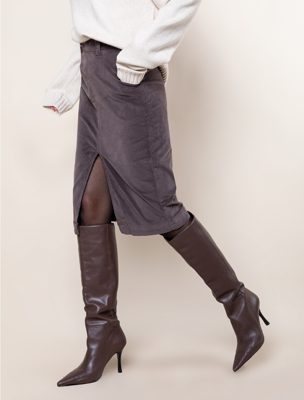 44, 46, 482, 52  2938.jpeg