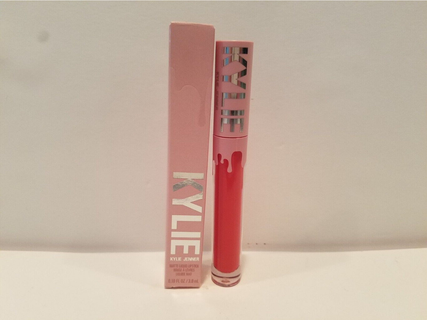 Kylie Cosmetics Kylie Jenner Matte Liquid Lipstick Жидкая губная матовая помада для губ, 204 Baby Girl, 3 мл. Цена 999 р.
