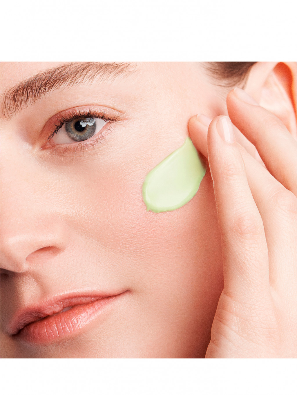CLARINS Calm-Essentiel Redness Corrective Gel Успокаивающий гель для чувствительной кожи, 3 мл. Миниатюра Цена 199 р.