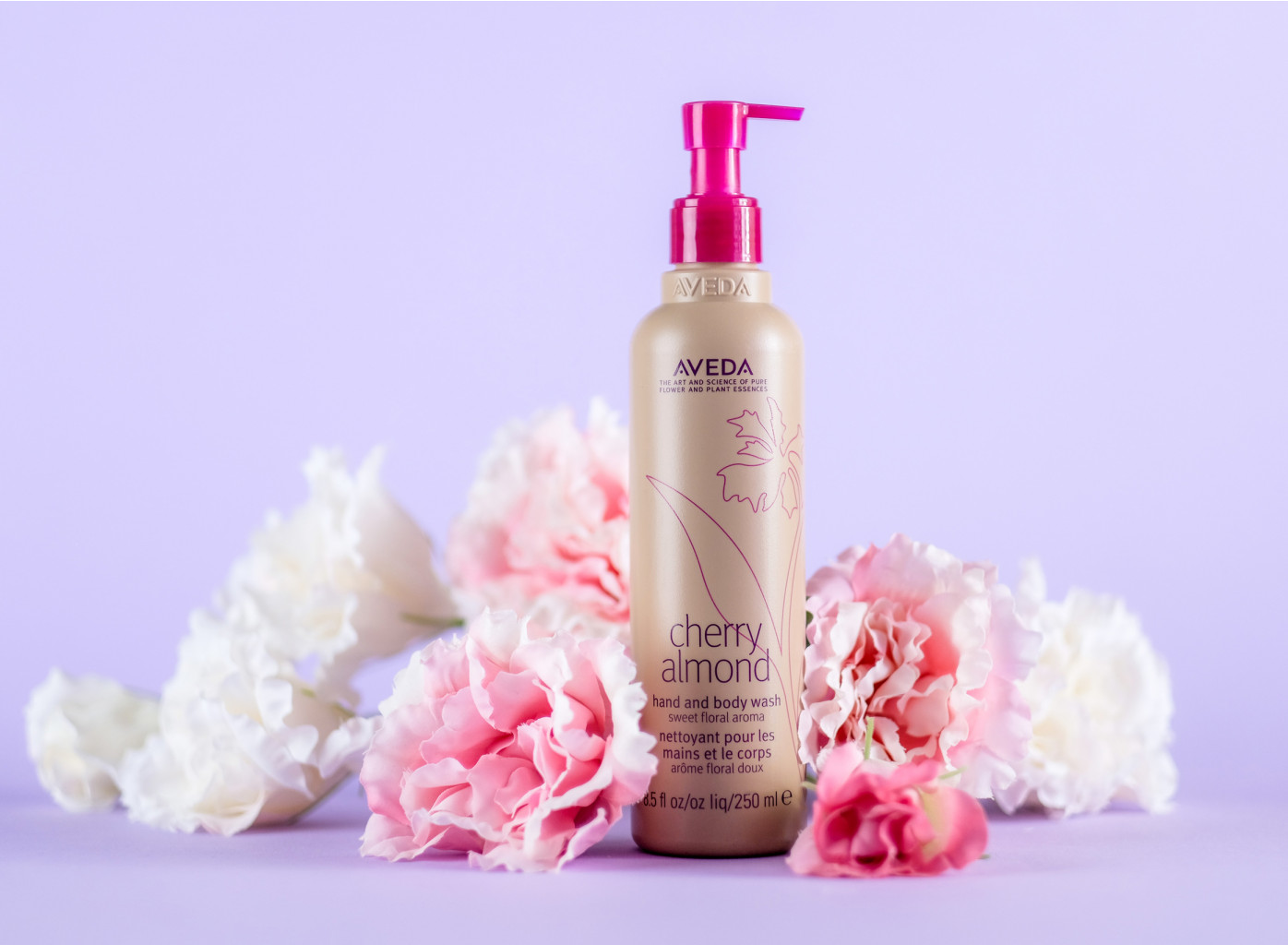 Aveda Cherry Almond Hand and Body Wash Вишнево-Миндальное жидкое мыло для тела и рук, 250 мл. Цена 999 р.