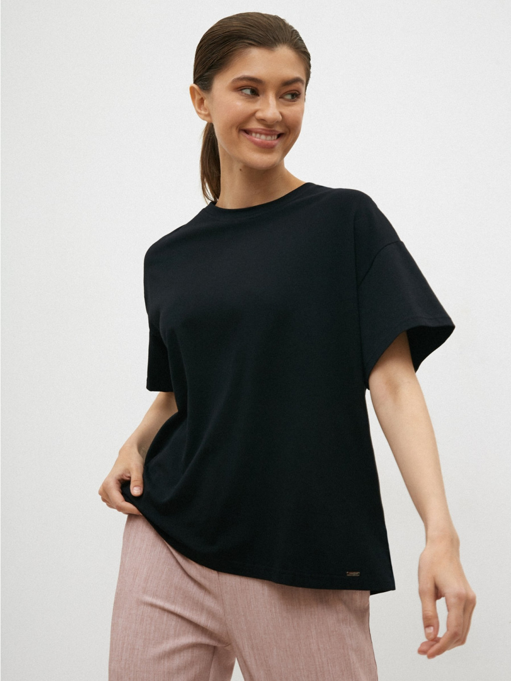 860   Conso . FFO 200440 - black