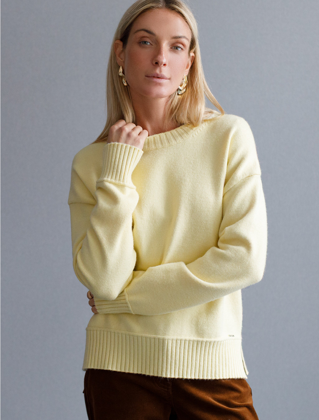 46, 48, 50, 52 2702.jpeg