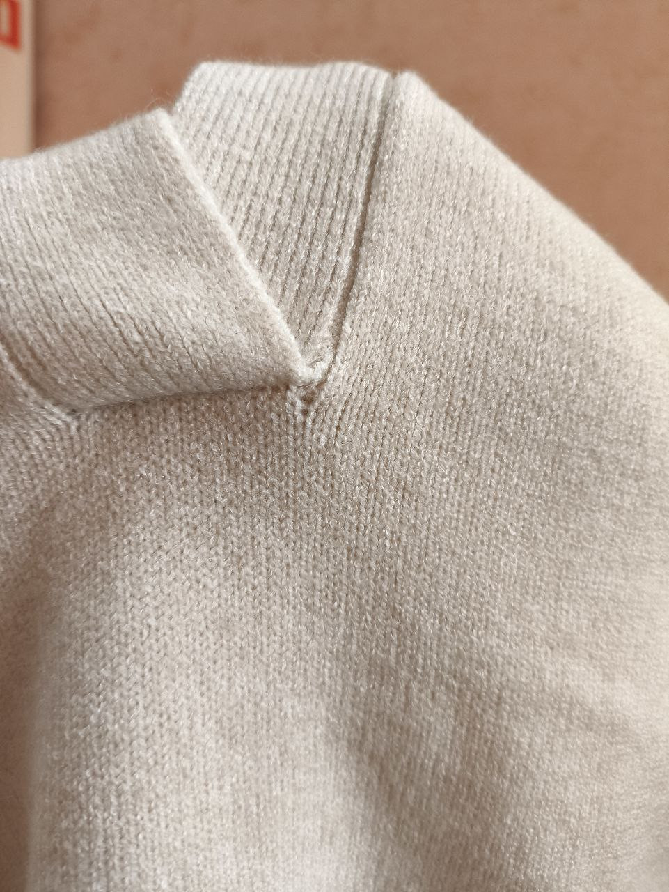 Photo 5402618243740464911 y.jpg